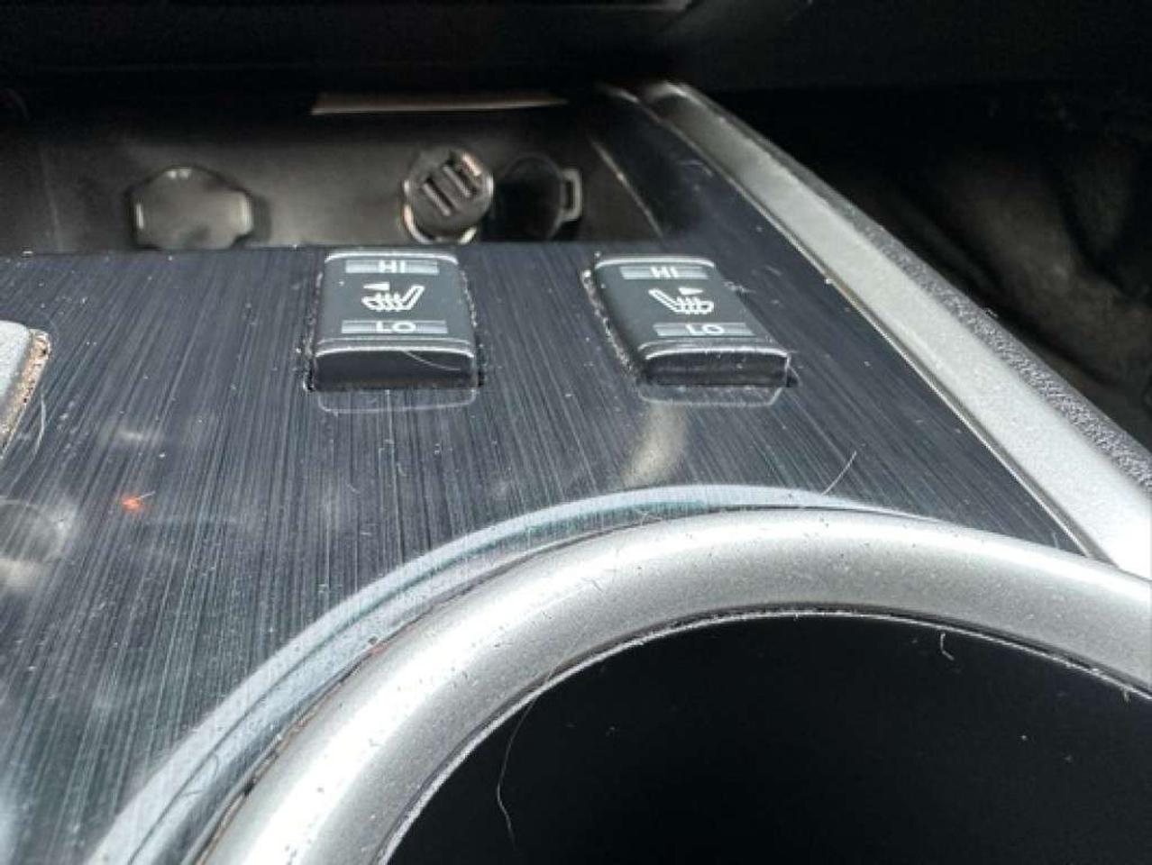 2014 Nissan Pathfinder 4WD 4dr Hybrid Photo