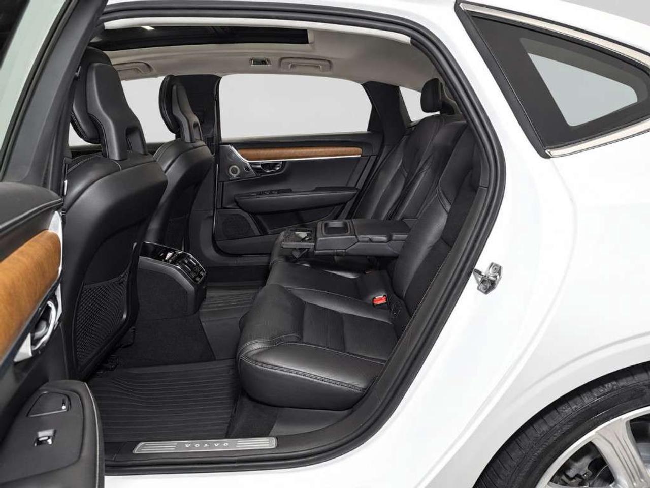 2018 Volvo S90 S90 T6 INSCRIPTION AWD / Leather / NAVI / Sunroof / 360 Cam / Loaded Photo