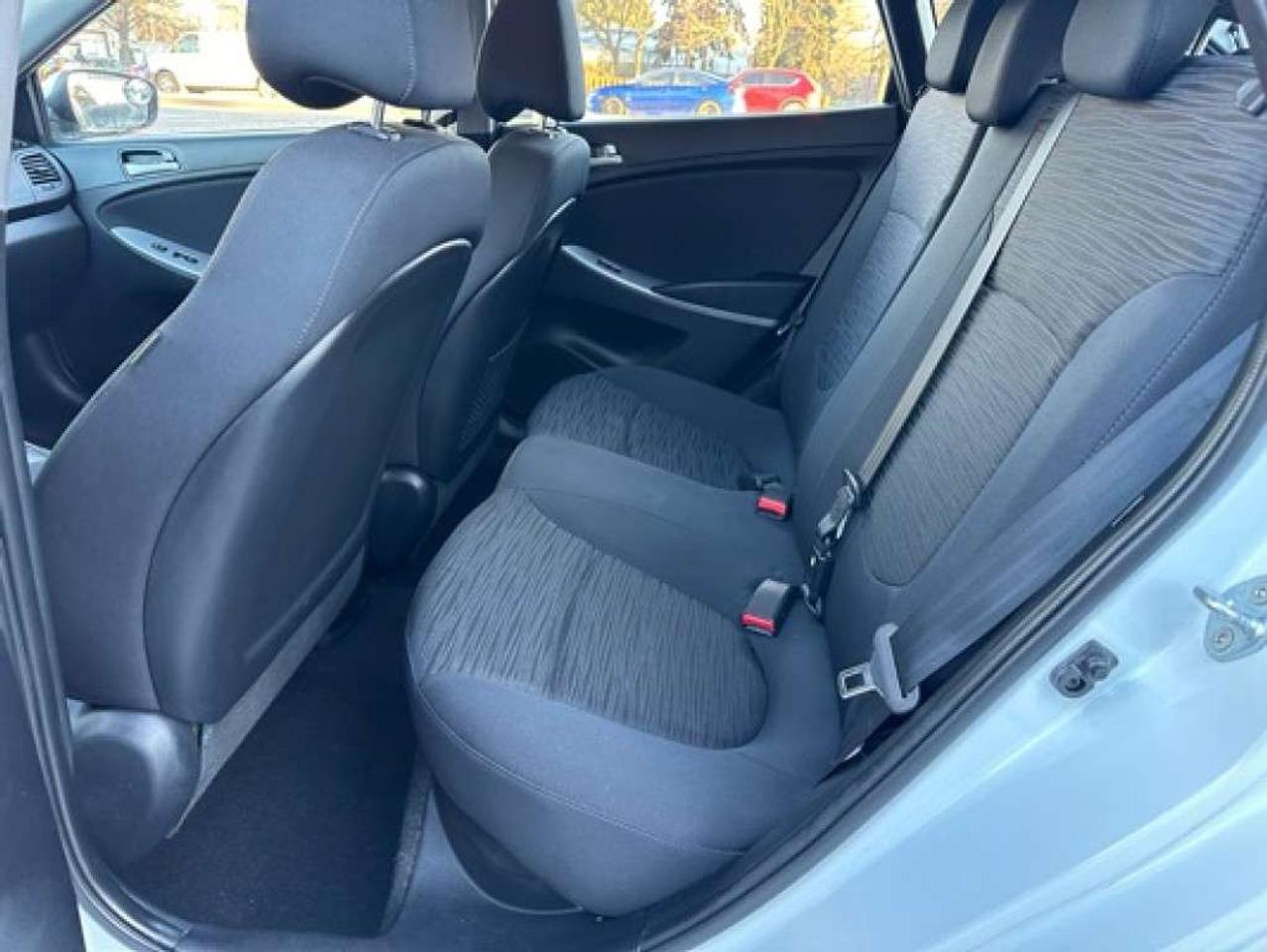 2016 Hyundai Accent 5DR HB Photo