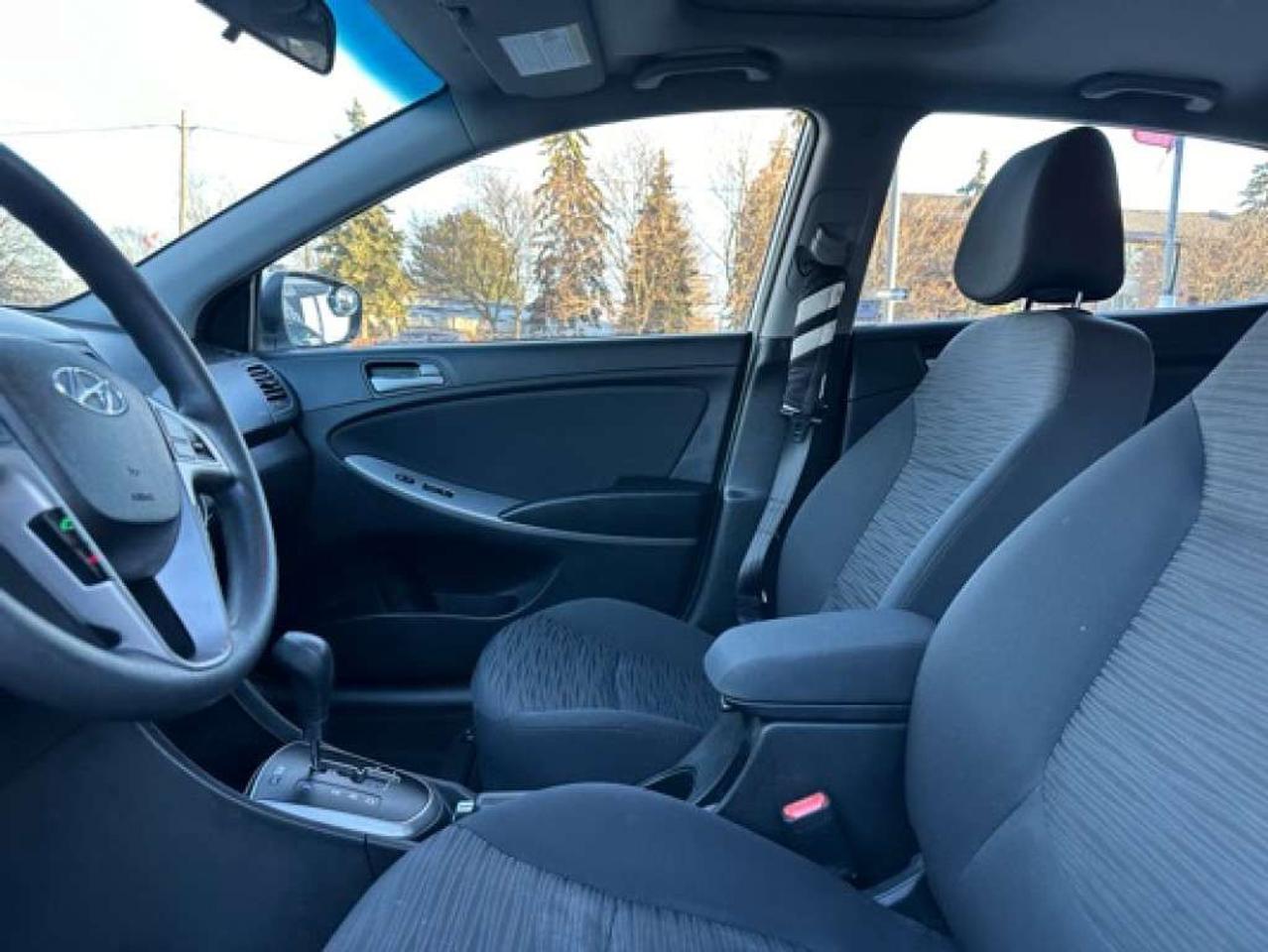 2016 Hyundai Accent 5DR HB Photo