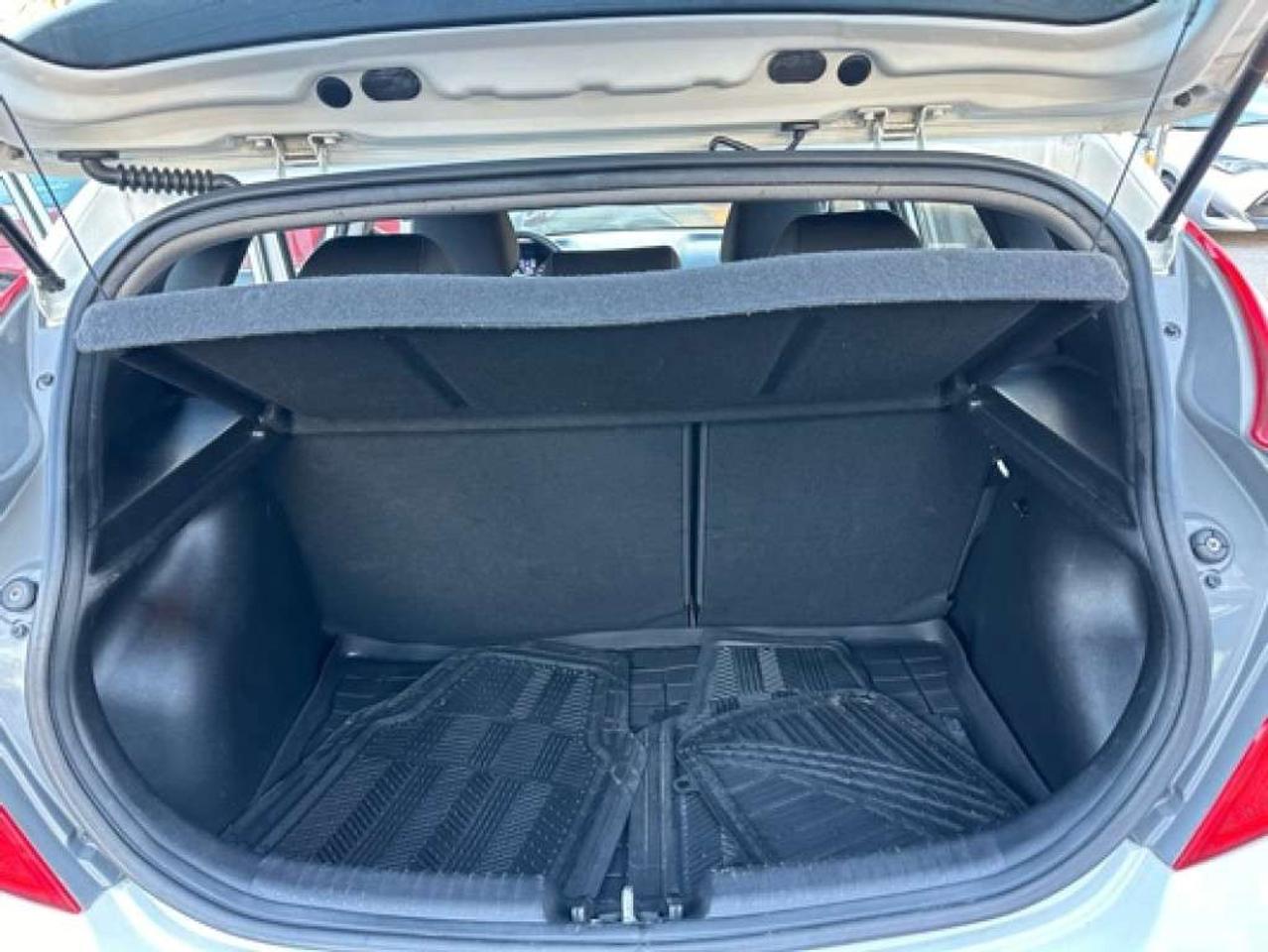 2016 Hyundai Accent 5DR HB Photo