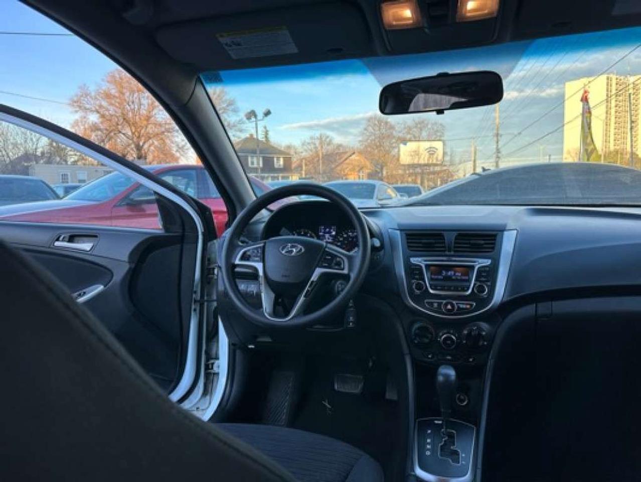 2016 Hyundai Accent 5DR HB Photo