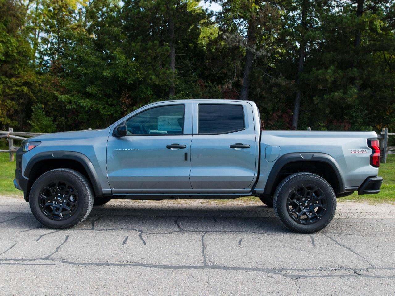 2026 Chevrolet Colorado Crew Cab Short Box 4-Wheel Drive Trail Boss Photo