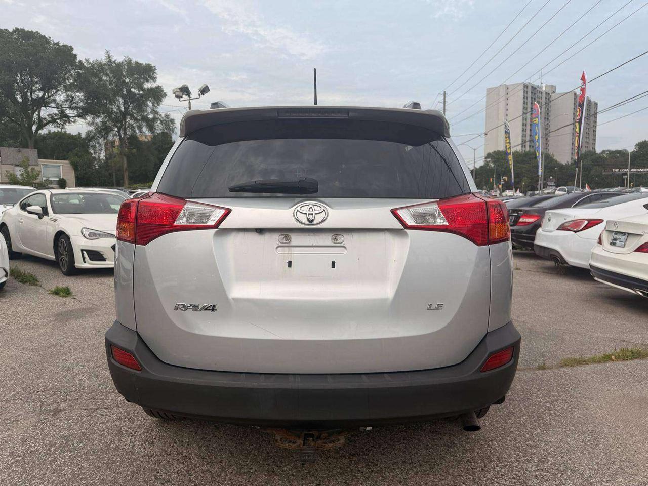 2013 Toyota RAV4 FWD 4dr LE Photo4