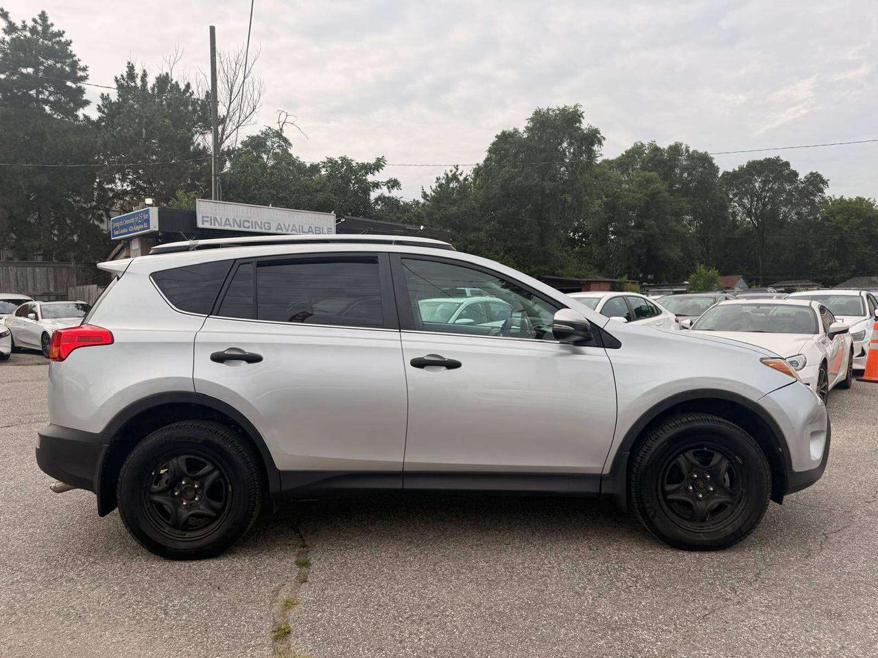 2013 Toyota RAV4 FWD 4dr LE Photo