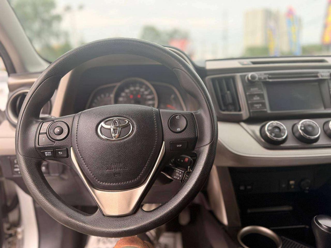 2013 Toyota RAV4 FWD 4dr LE Photo