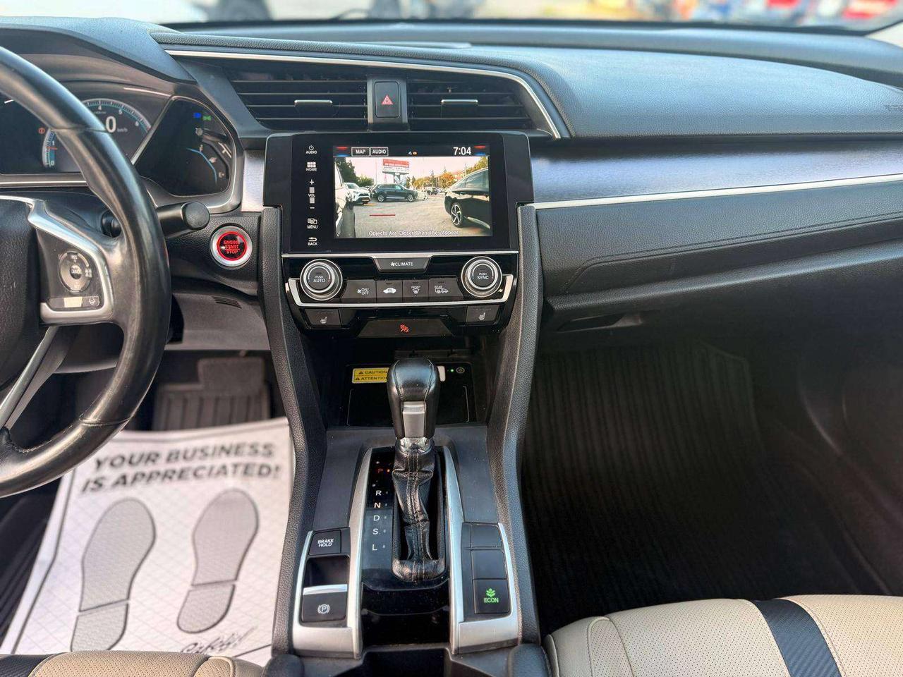 2017 Honda Civic 4dr CVT Touring Photo