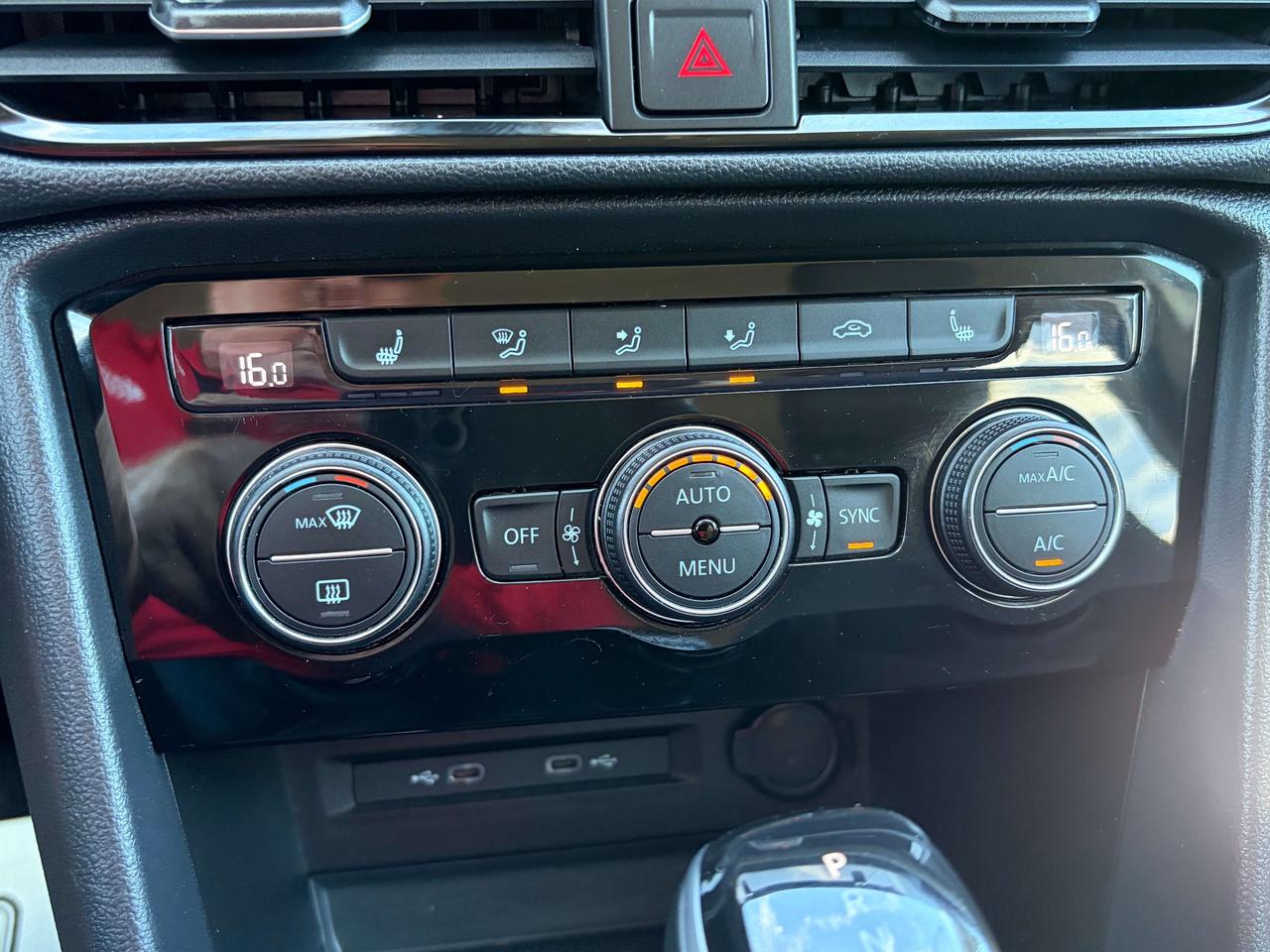 2024 Volkswagen Taos COMFORTLINE/AWD/HEATED SEATS/CALL NAPANEE Photo