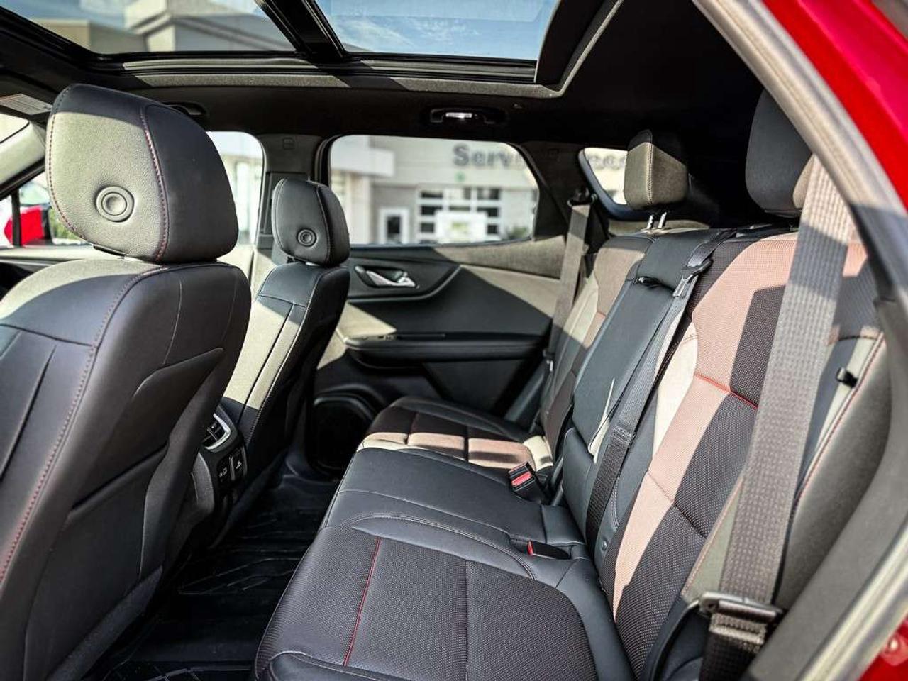 2024 Chevrolet Blazer RS   ADAPTIVE CRUISE   360 CAM   HEATED/VENTED SEATING Photo