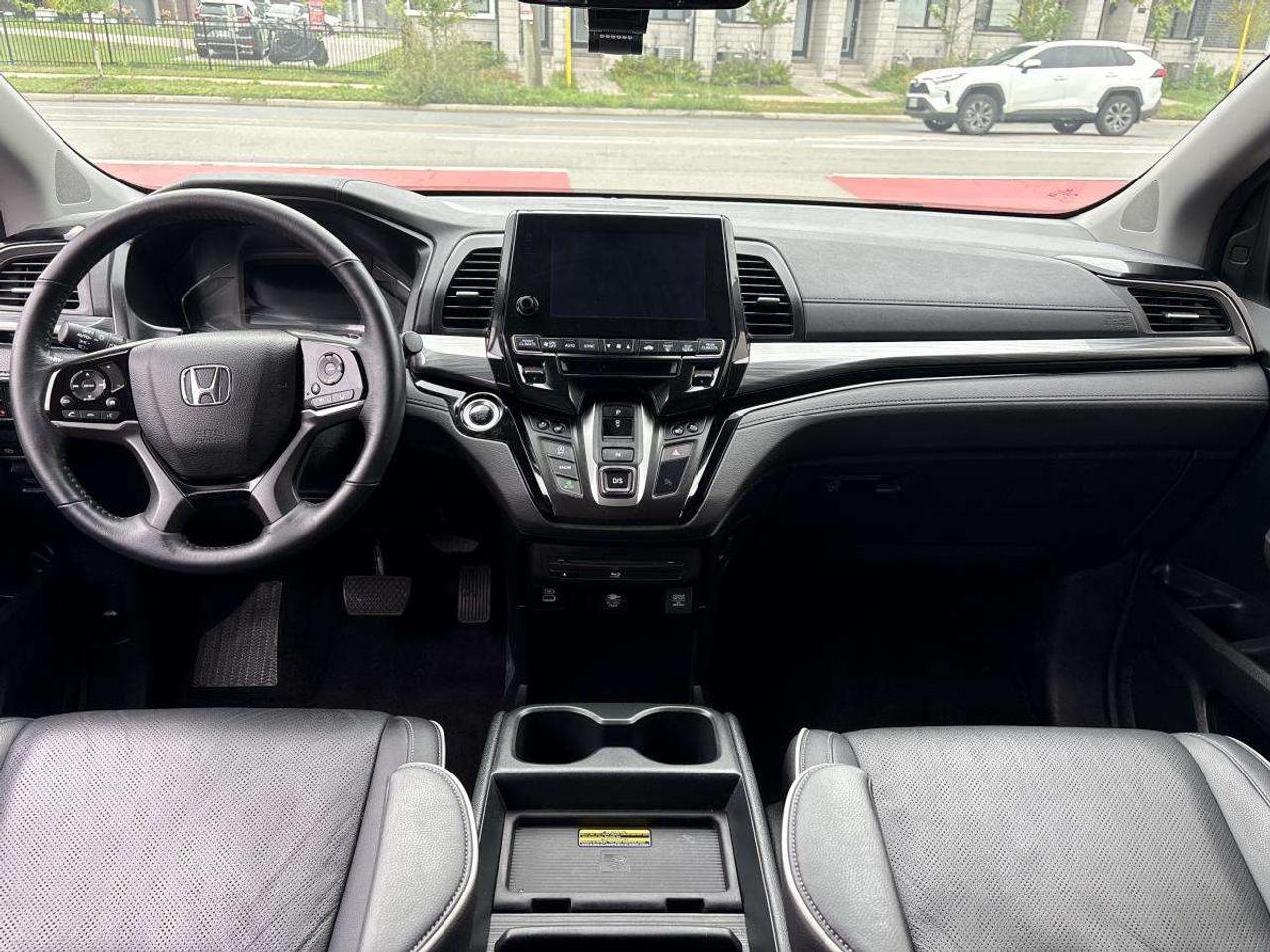 2024 Honda Odyssey Touring Photo