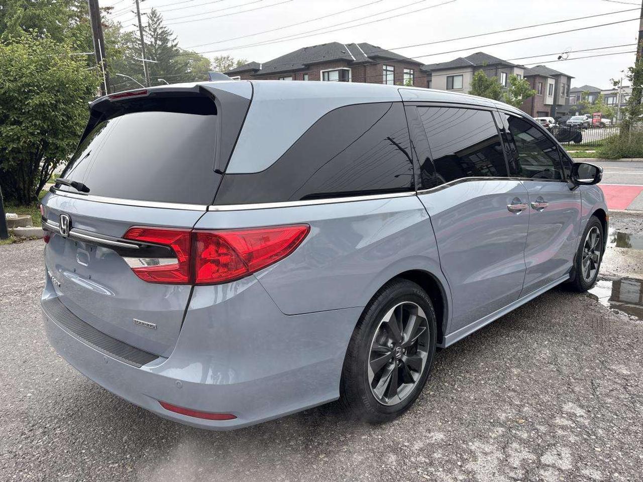 2024 Honda Odyssey Touring Photo