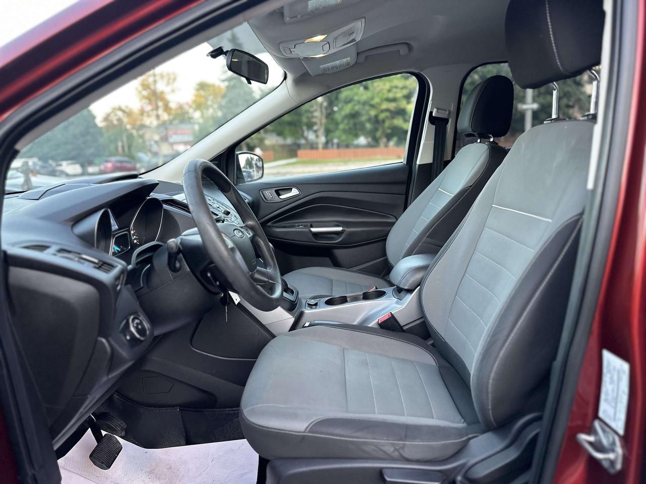 2015 Ford Escape FWD 4dr SE Photo
