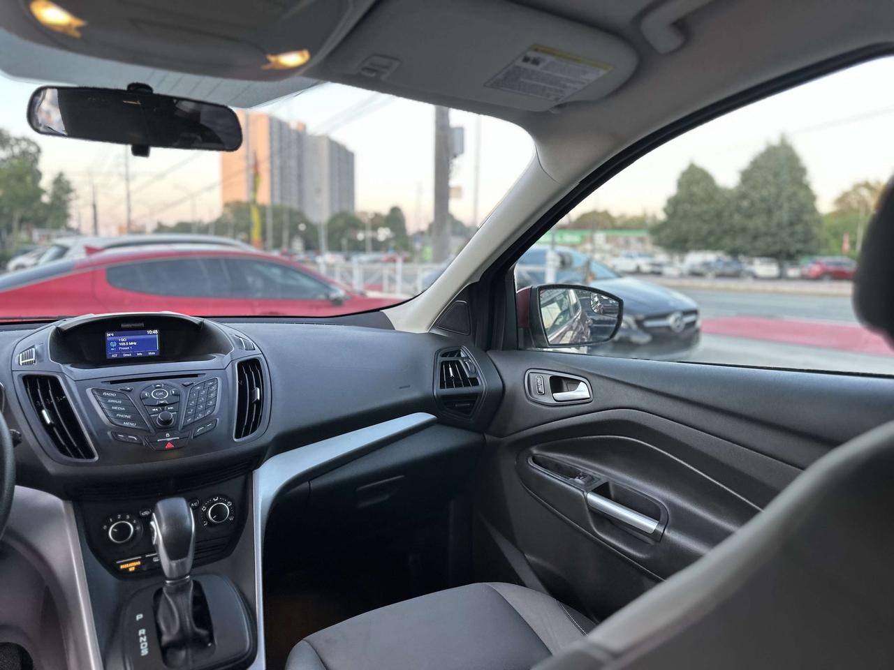 2015 Ford Escape FWD 4dr SE Photo