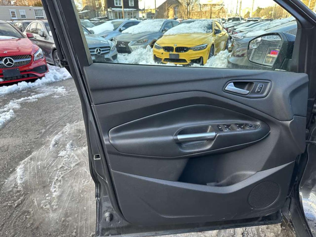2018 Ford Escape SE FWD,Leather !! Photo