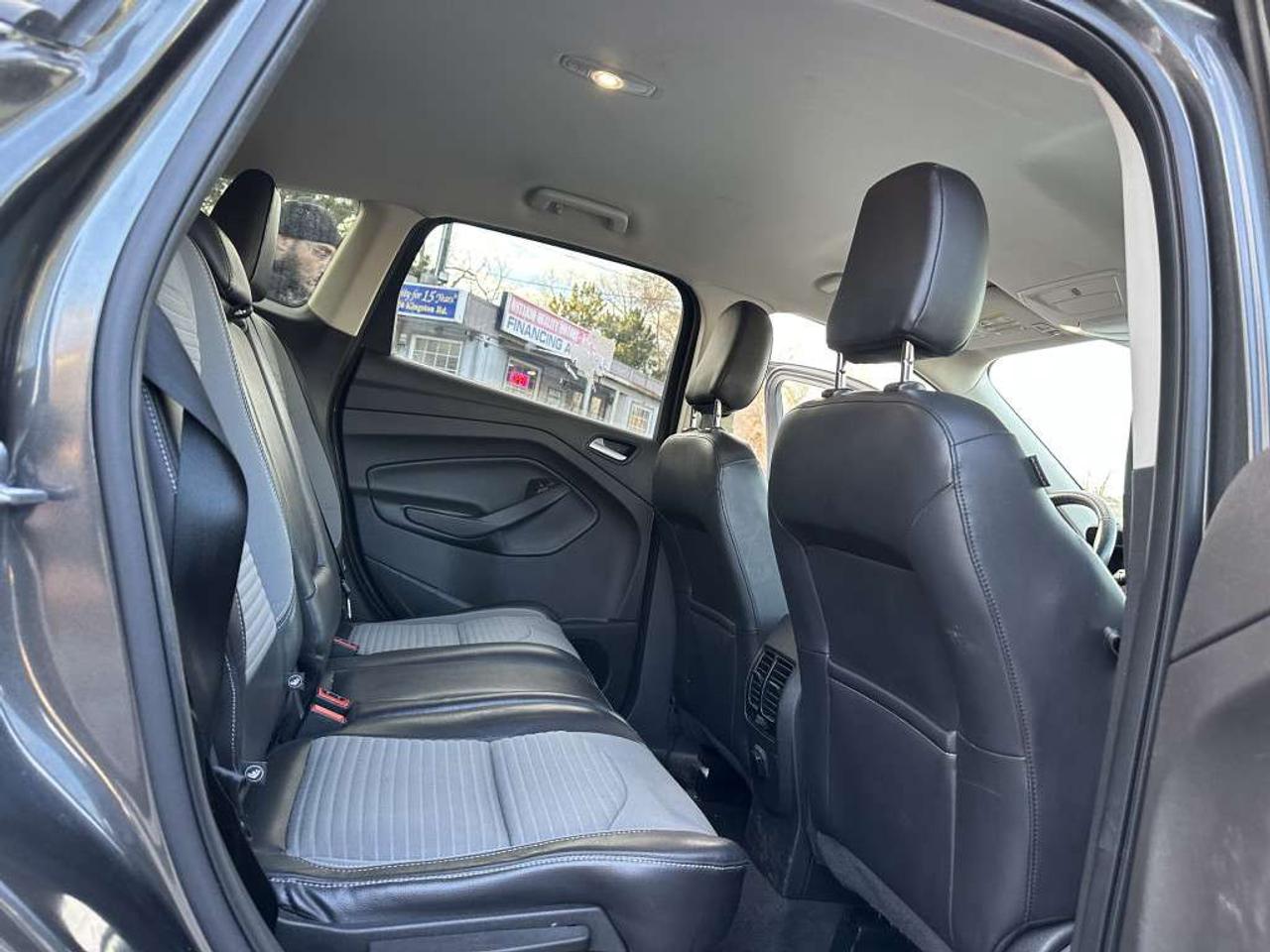 2018 Ford Escape SE FWD,Leather !! Photo