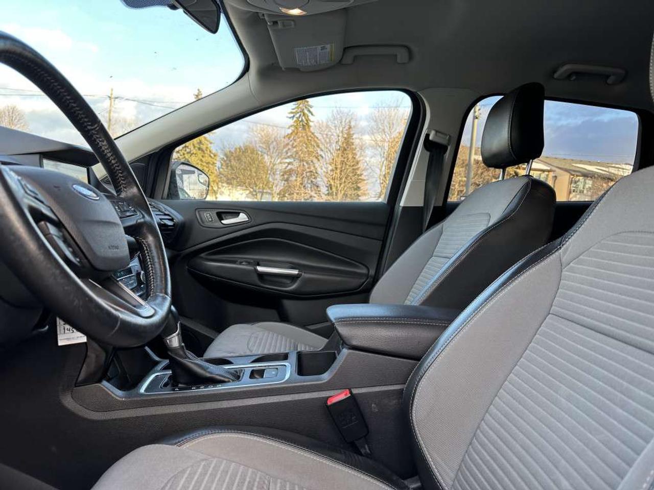 2018 Ford Escape SE FWD,Leather !! Photo