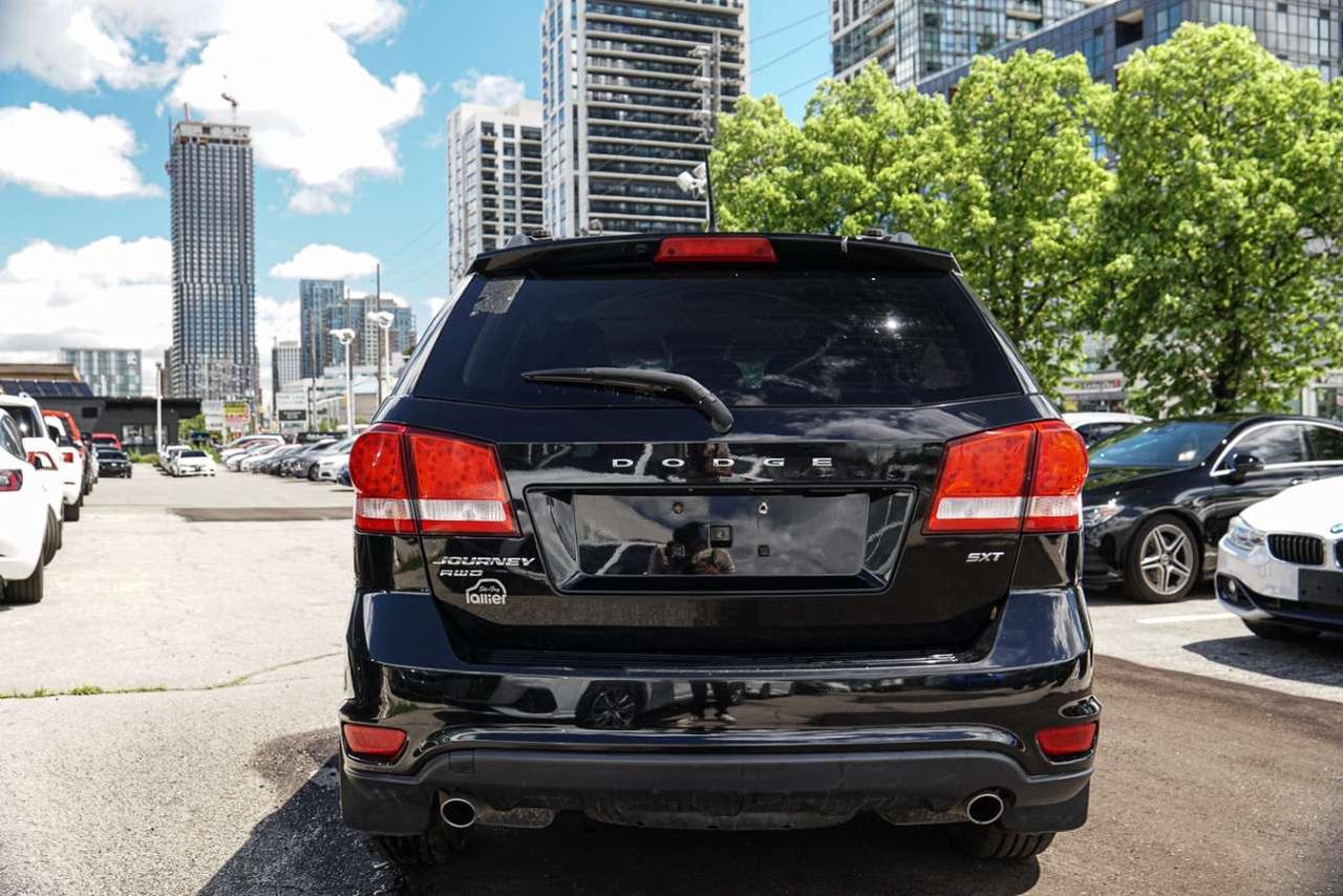 2017 Dodge Journey AWD 4DR SXT Photo