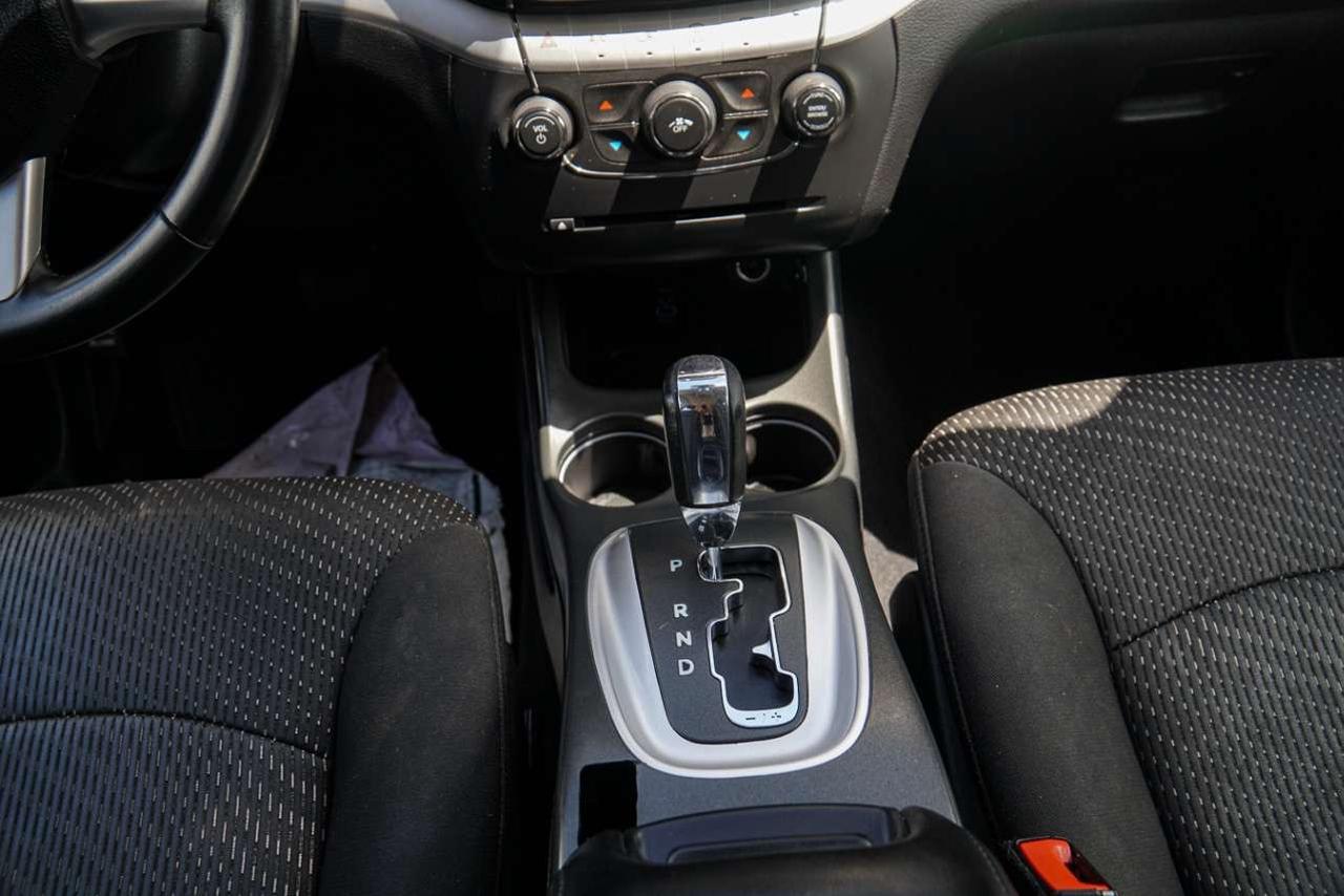 2017 Dodge Journey AWD 4DR SXT Photo