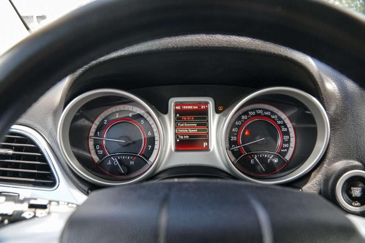 2017 Dodge Journey AWD 4DR SXT Photo