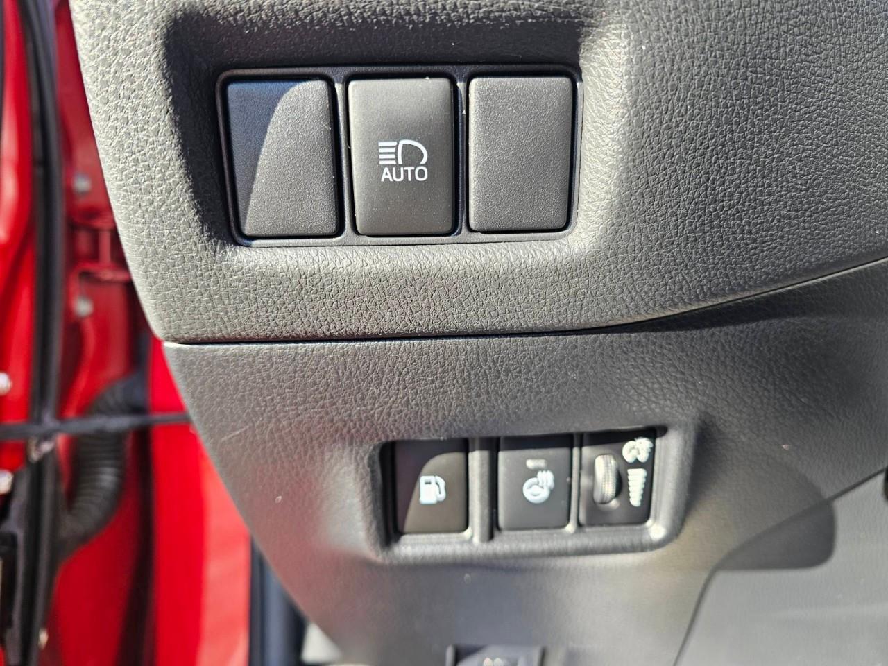 2021 Toyota C-HR XLE Premium 4dr Front-Wheel Drive Sport Utility Photo