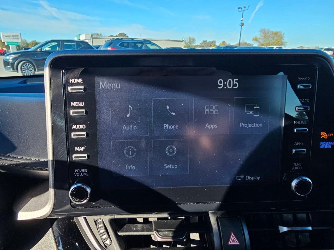 2021 Toyota C-HR XLE Premium 4dr Front-Wheel Drive Sport Utility Photo