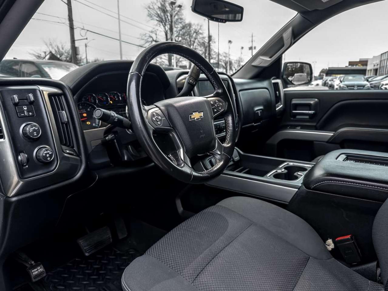 2018 Chevrolet Silverado 1500 4WD Crew Cab 143.5 LT w/1LT Photo