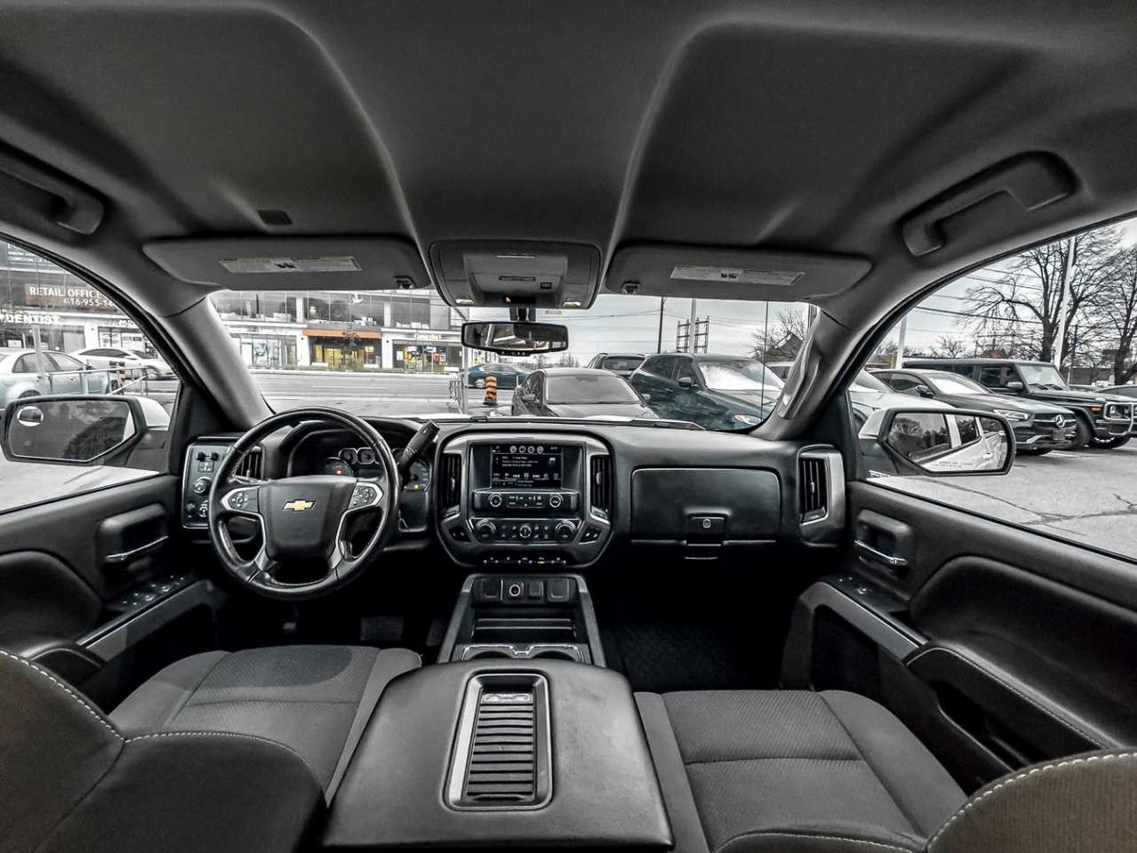 2018 Chevrolet Silverado 1500 4WD Crew Cab 143.5 LT w/1LT Photo