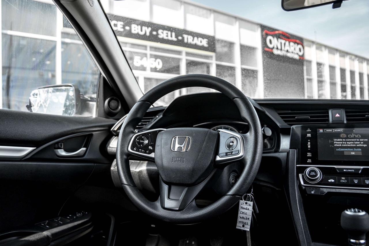 2016 Honda Civic 4dr Man LX Photo