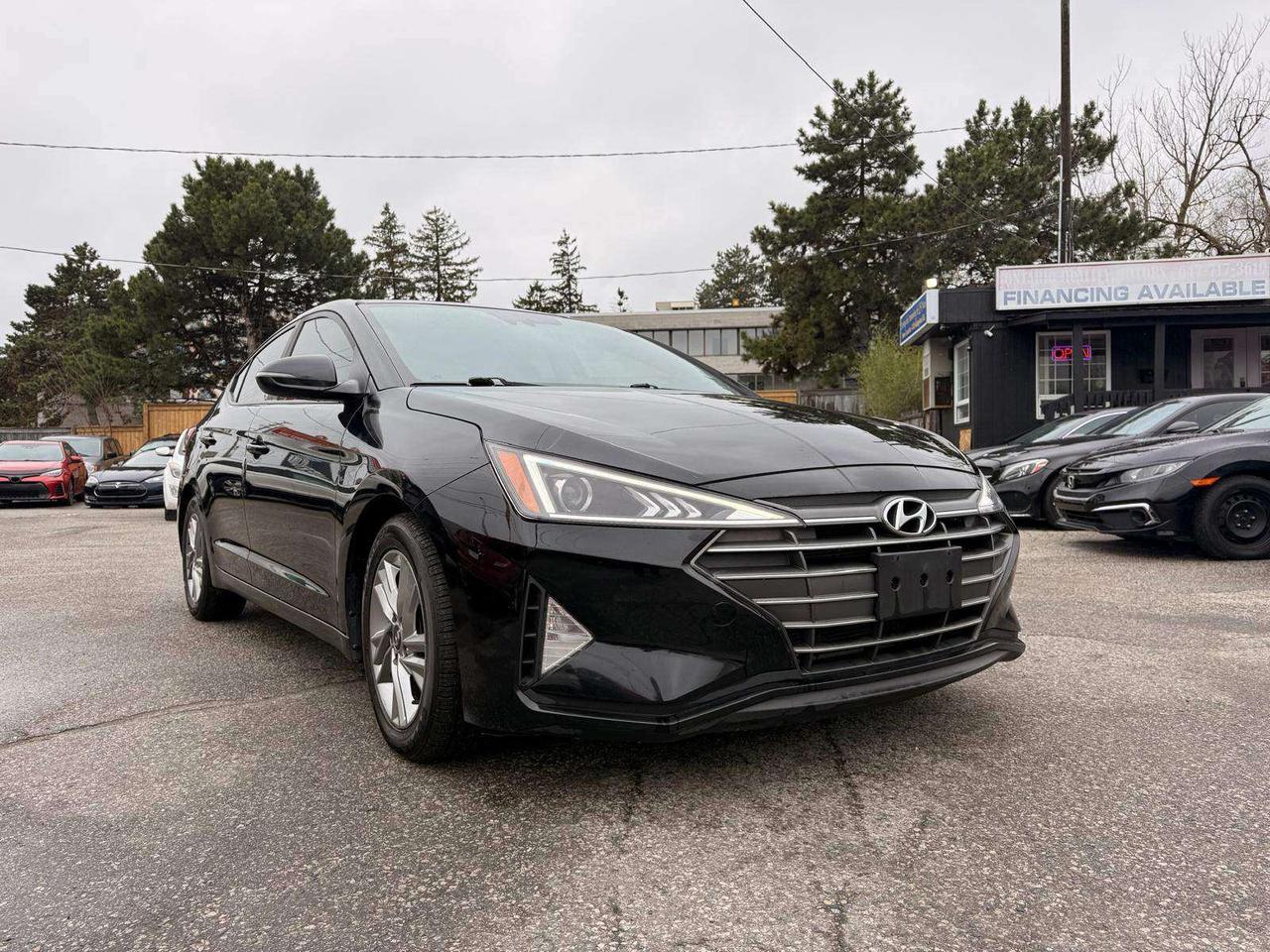 2019 Hyundai Elantra Preferred Auto w/Sun & Safety Package Photo