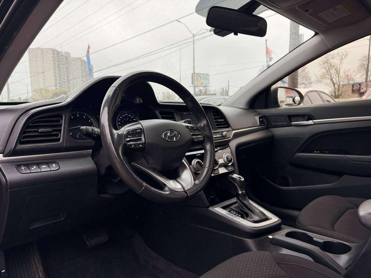2019 Hyundai Elantra Preferred Auto w/Sun & Safety Package Photo