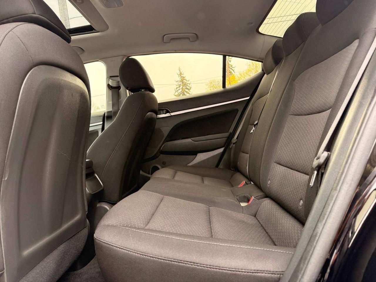 2019 Hyundai Elantra Preferred Auto w/Sun & Safety Package Photo
