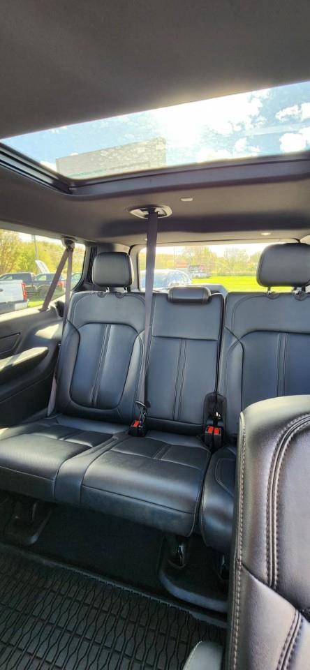 2023 Jeep Wagoneer L Series II 4dr 4x4 Photo