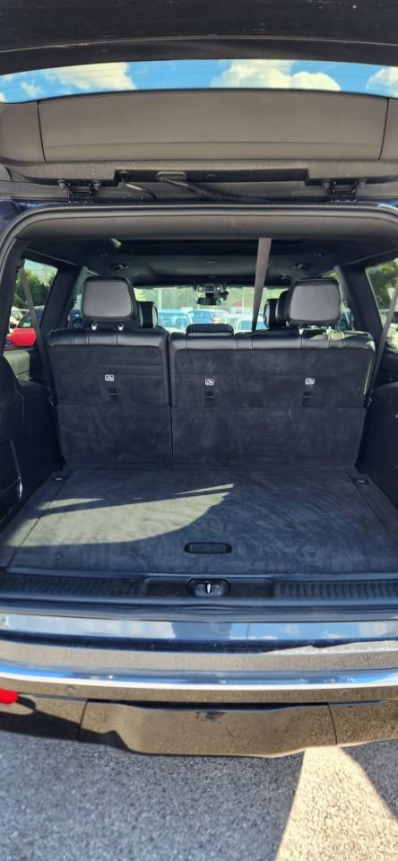 2023 Jeep Wagoneer L Series II 4dr 4x4 Photo