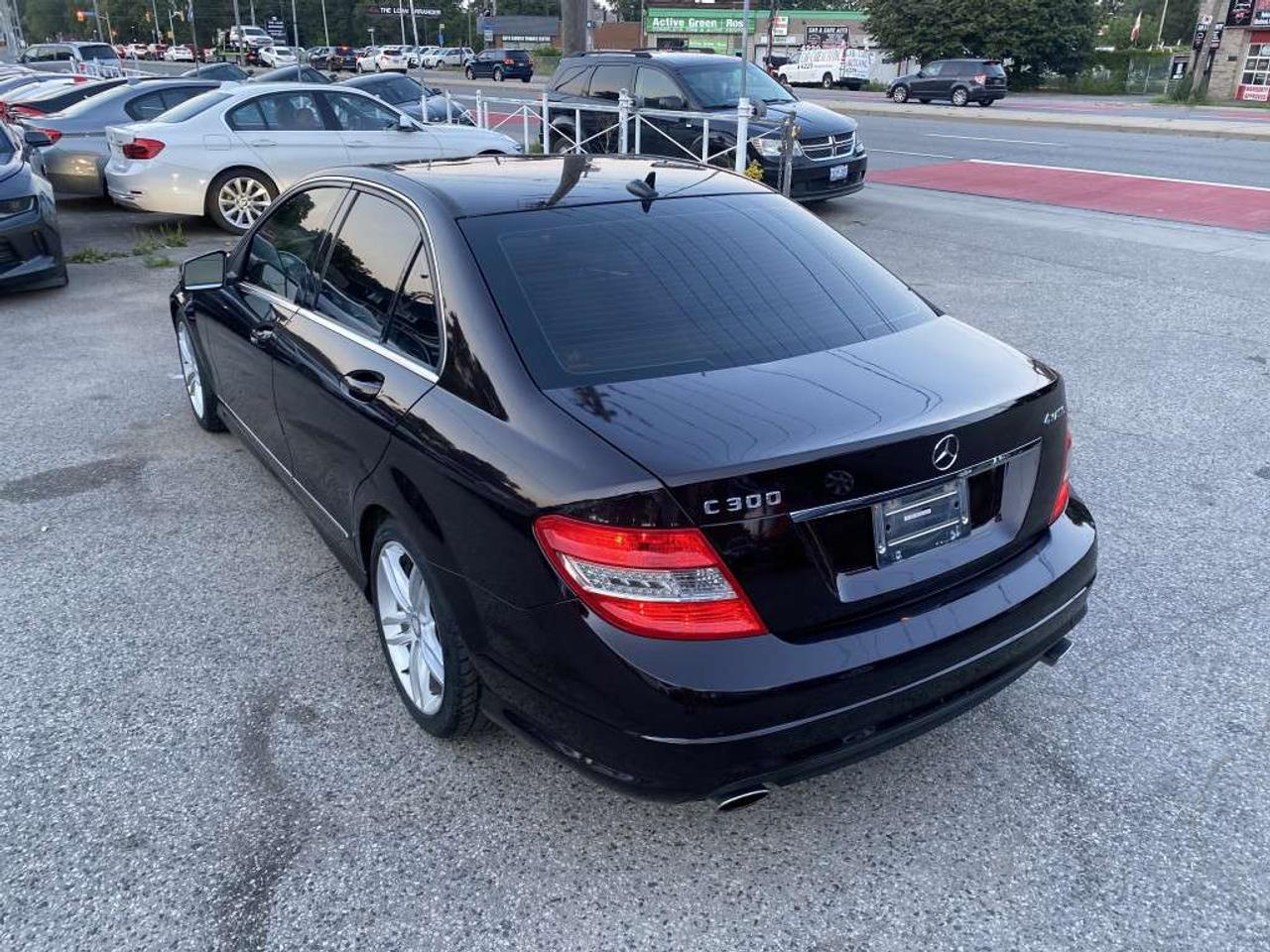 2011 Mercedes-Benz C-Class 4dr Sdn 3.0L 4MATIC Photo