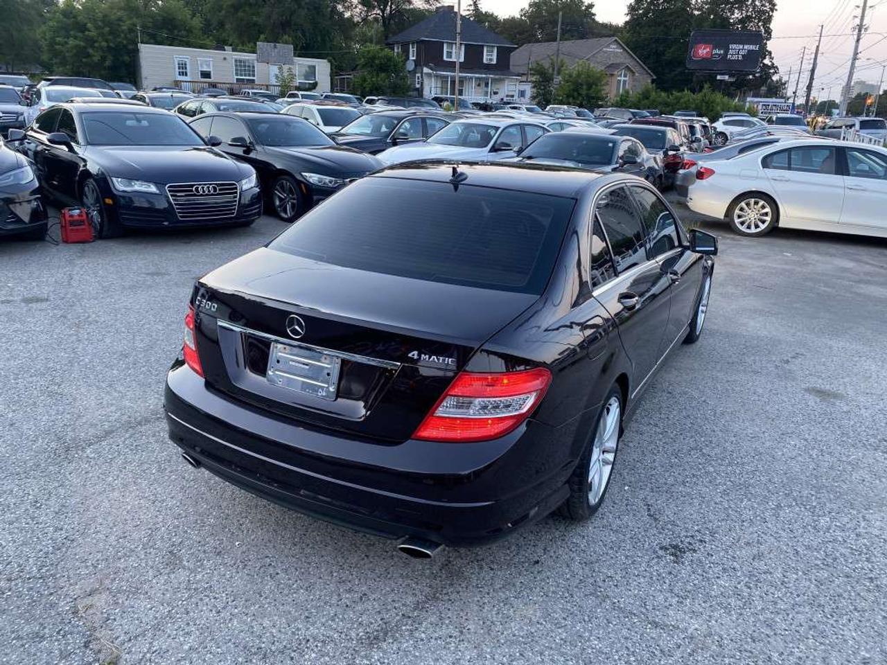 2011 Mercedes-Benz C-Class 4dr Sdn 3.0L 4MATIC Photo