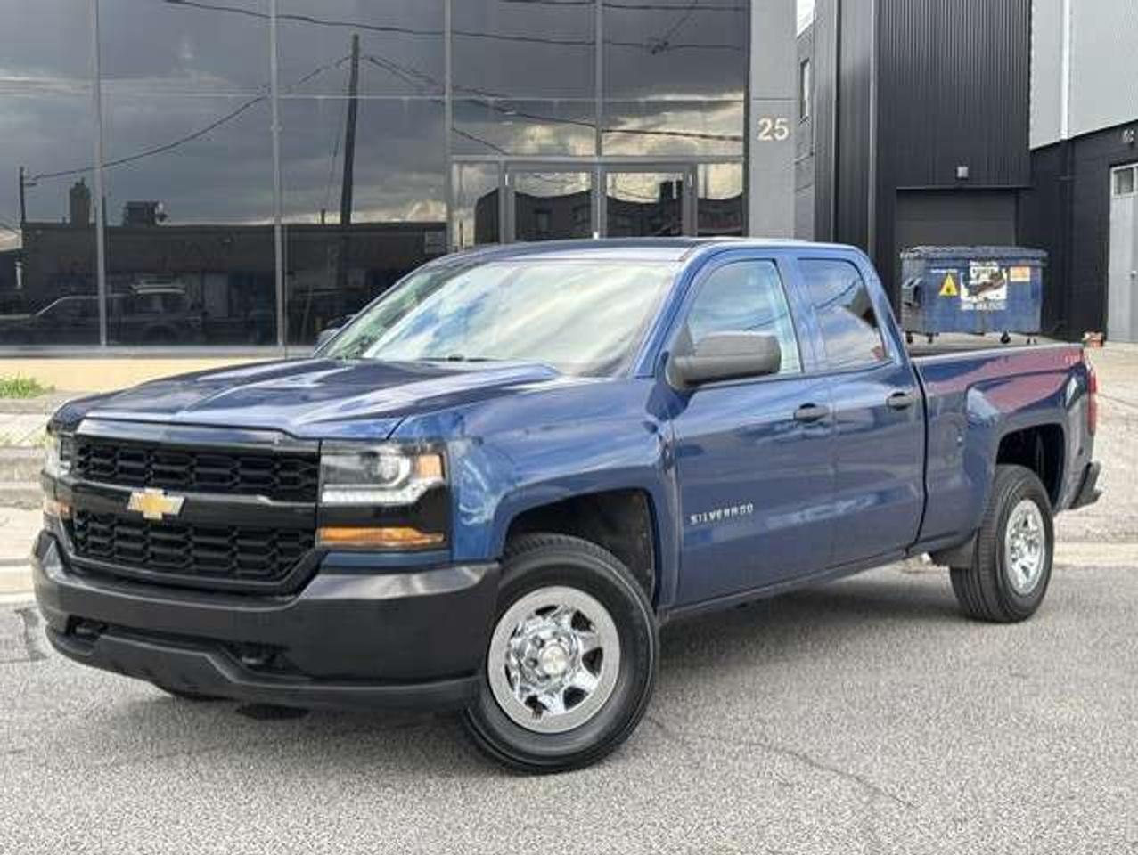 2018 Chevrolet Silverado 1500 4X4 V6 DOUBLE CAB-CAMERA-NEW TIRES-CERTIFIED Photo0