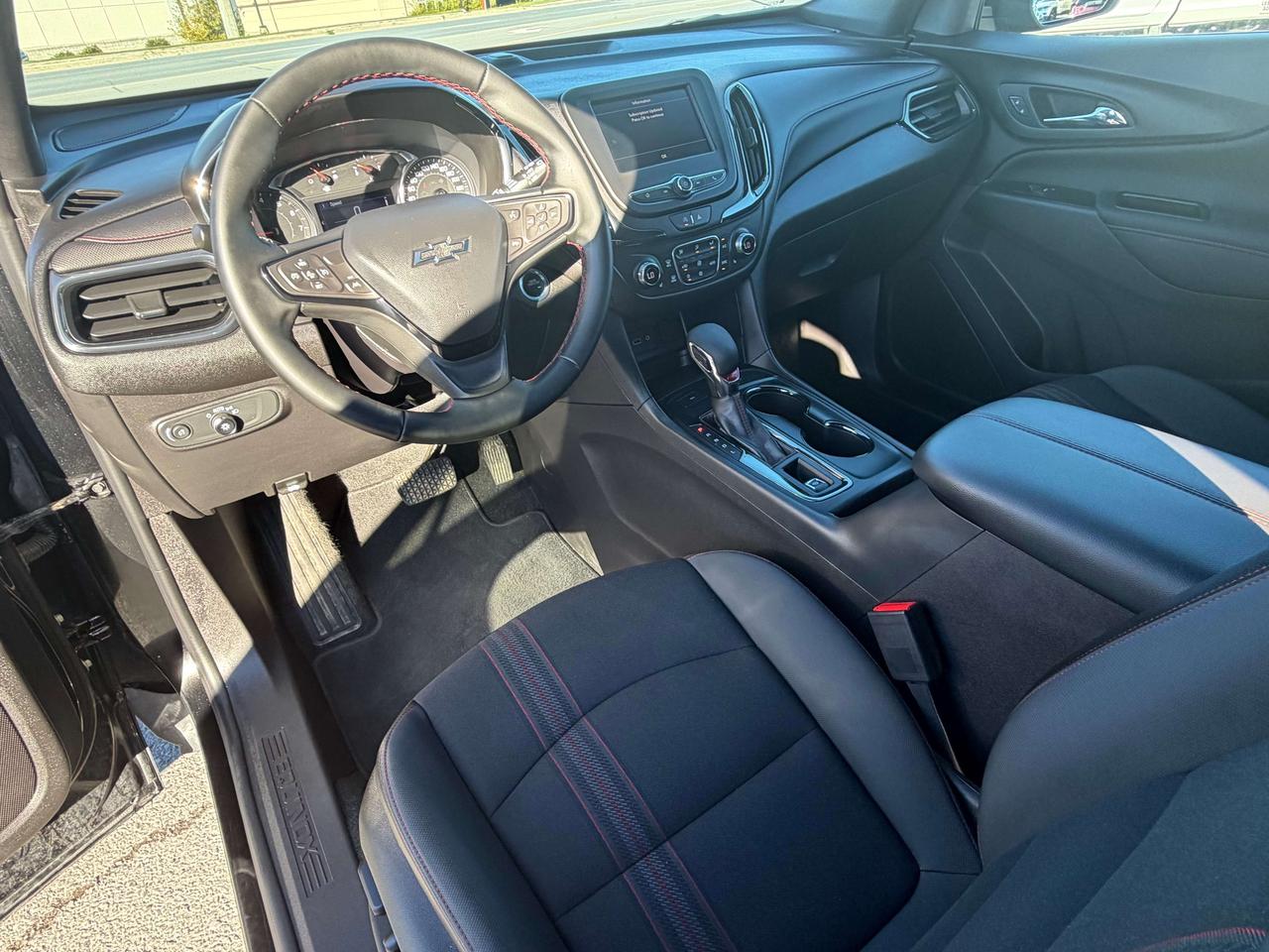 2024 Chevrolet Equinox RS AWD **CALL NAPANEE 613-354-2100 Photo