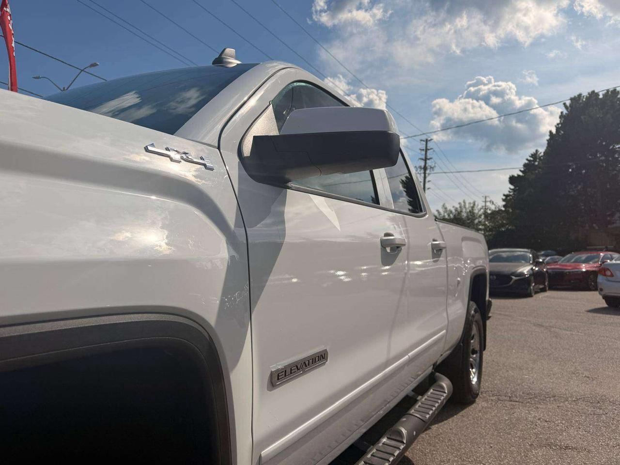 2018 GMC Sierra 1500 4WD DOUBLE CAB 143.5 Photo