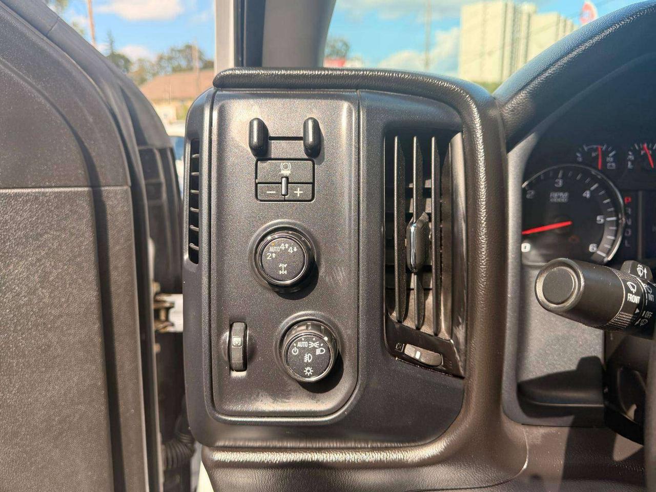 2018 GMC Sierra 1500 4WD DOUBLE CAB 143.5 Photo