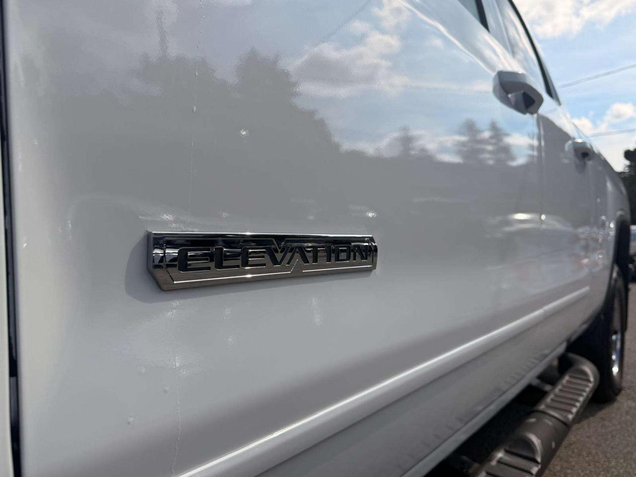 2018 GMC Sierra 1500 4WD DOUBLE CAB 143.5 Photo
