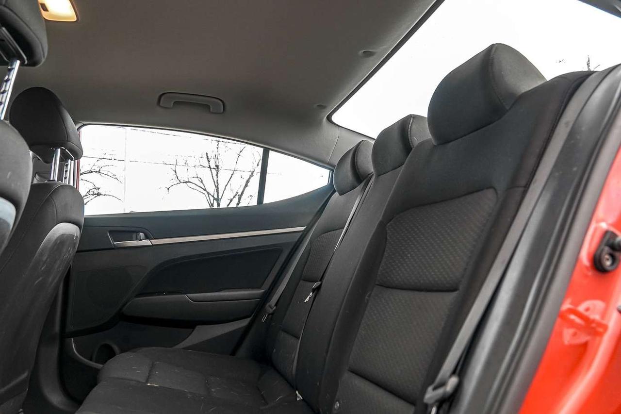 2020 Hyundai Elantra Preferred IVT Photo