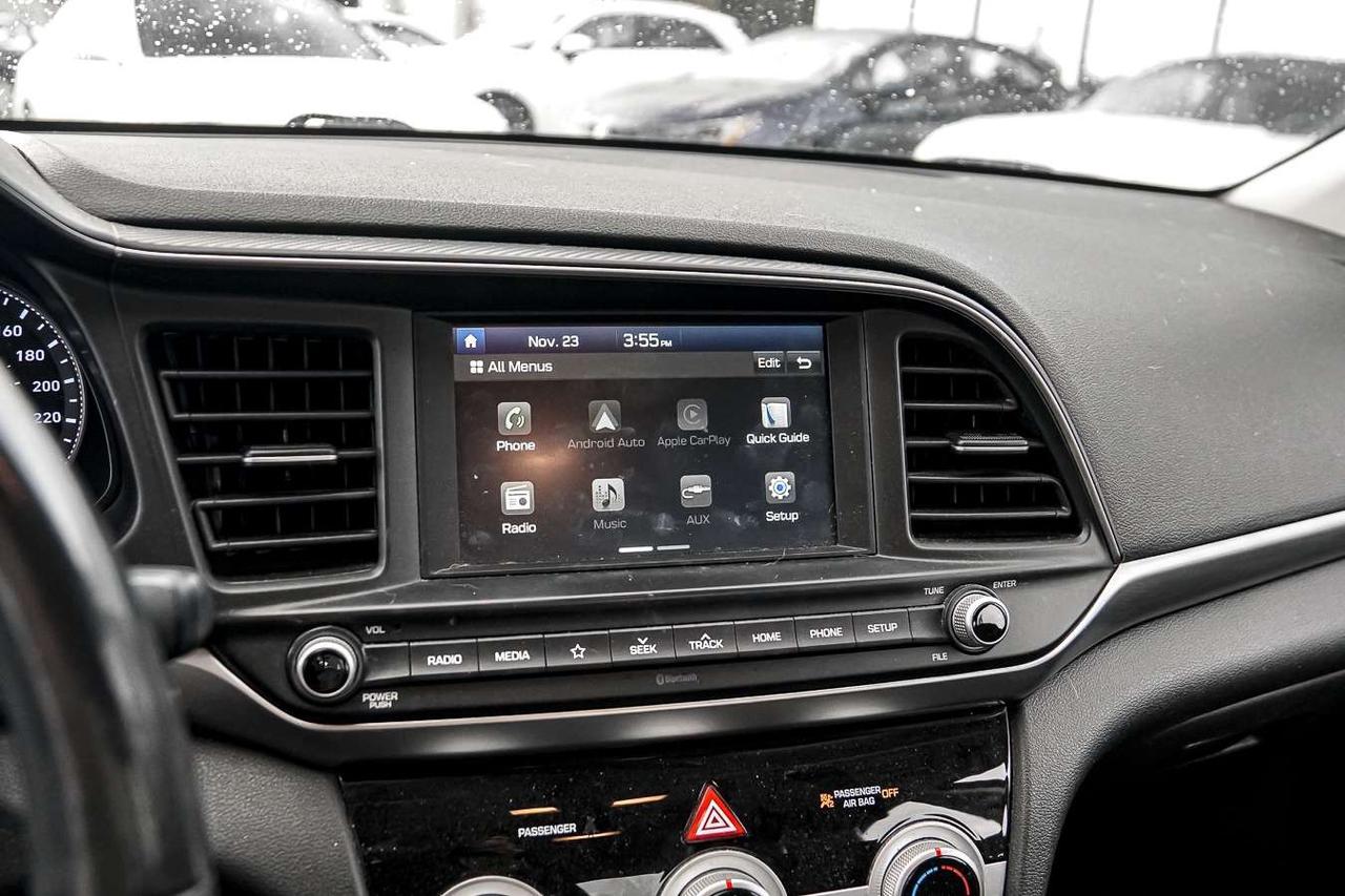 2020 Hyundai Elantra Preferred IVT Photo