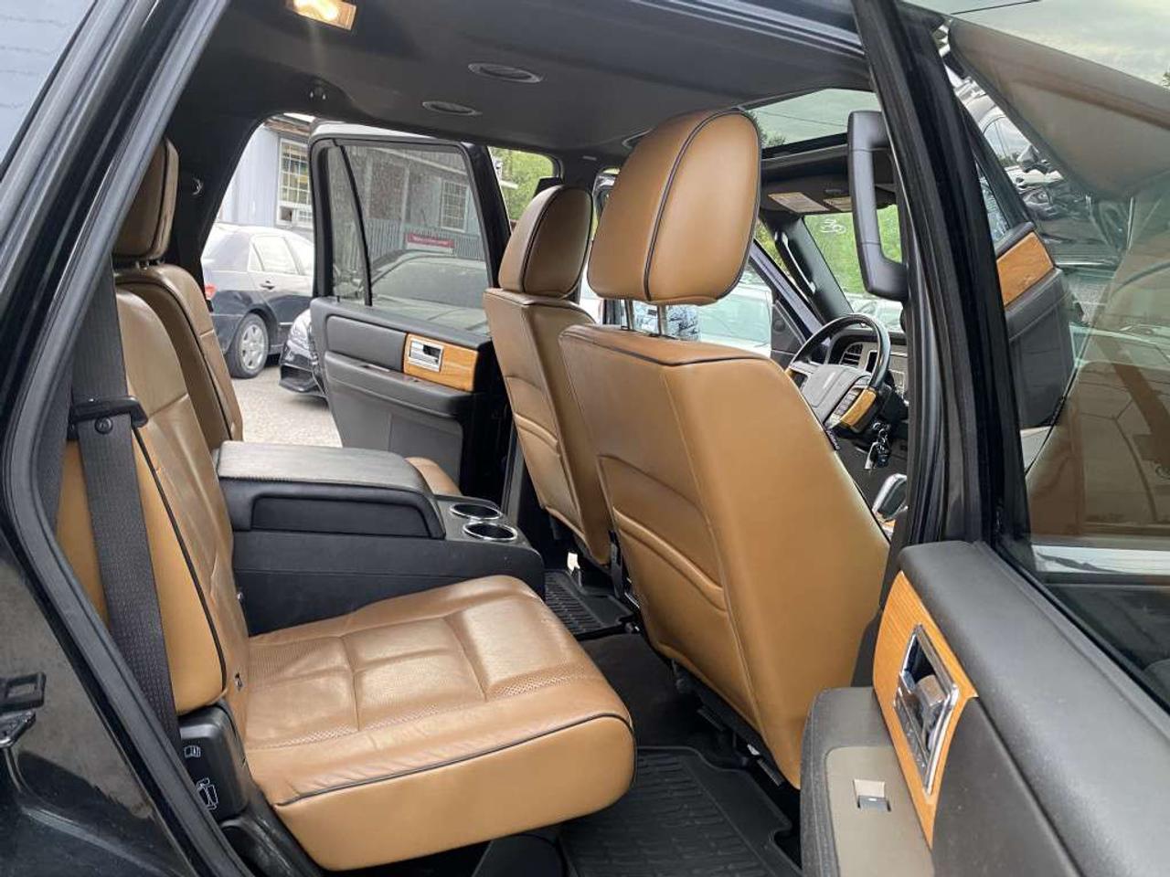 2013 Lincoln Navigator 4WD 4dr Photo