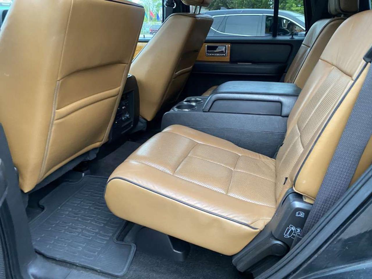 2013 Lincoln Navigator 4WD 4dr Photo