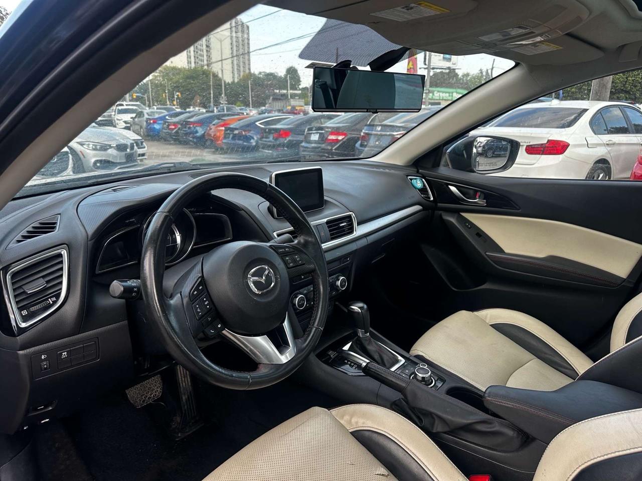 2016 Mazda 3 4dr Sdn Auto GT Photo