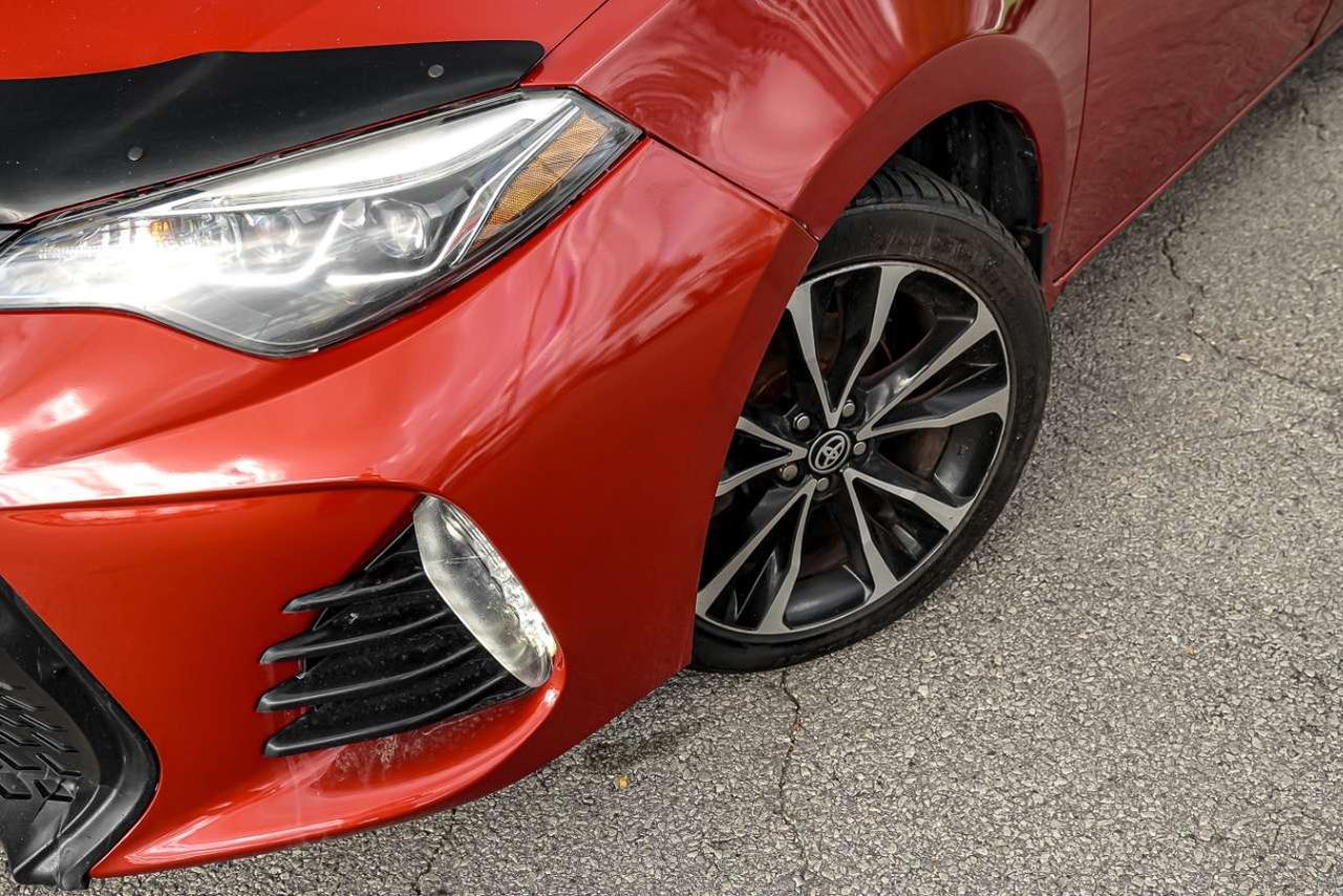 2017 Toyota Corolla 4dr Sdn CE Photo