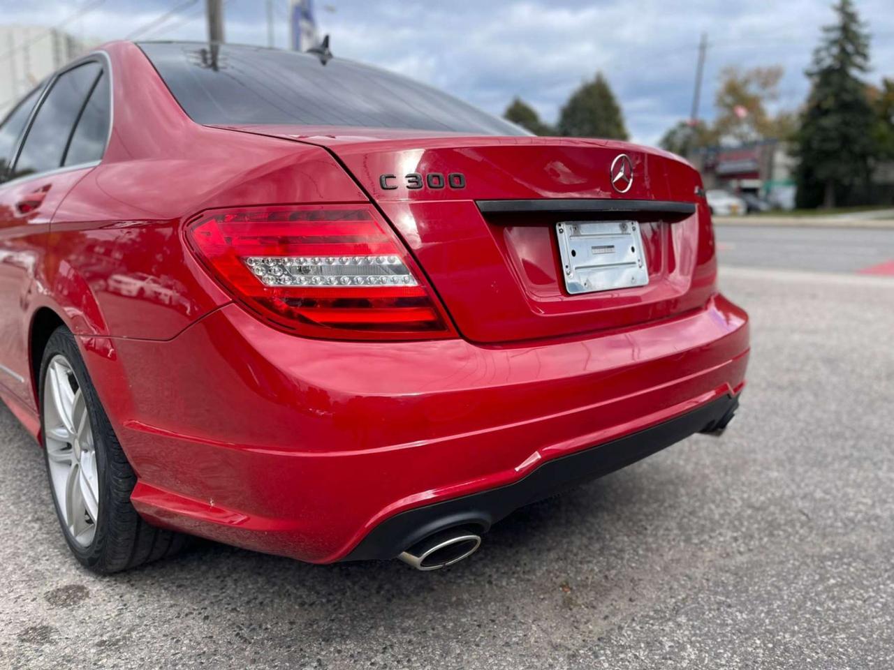 2014 Mercedes-Benz C-Class 4dr Sdn C 300 4MATIC Photo