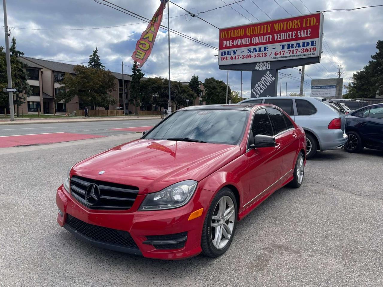 2014 Mercedes-Benz C-Class 4dr Sdn C 300 4MATIC Photo