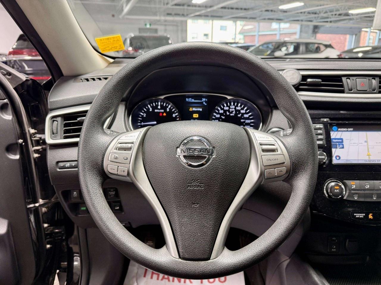 2016 Nissan Rogue AWD 4dr SV Photo