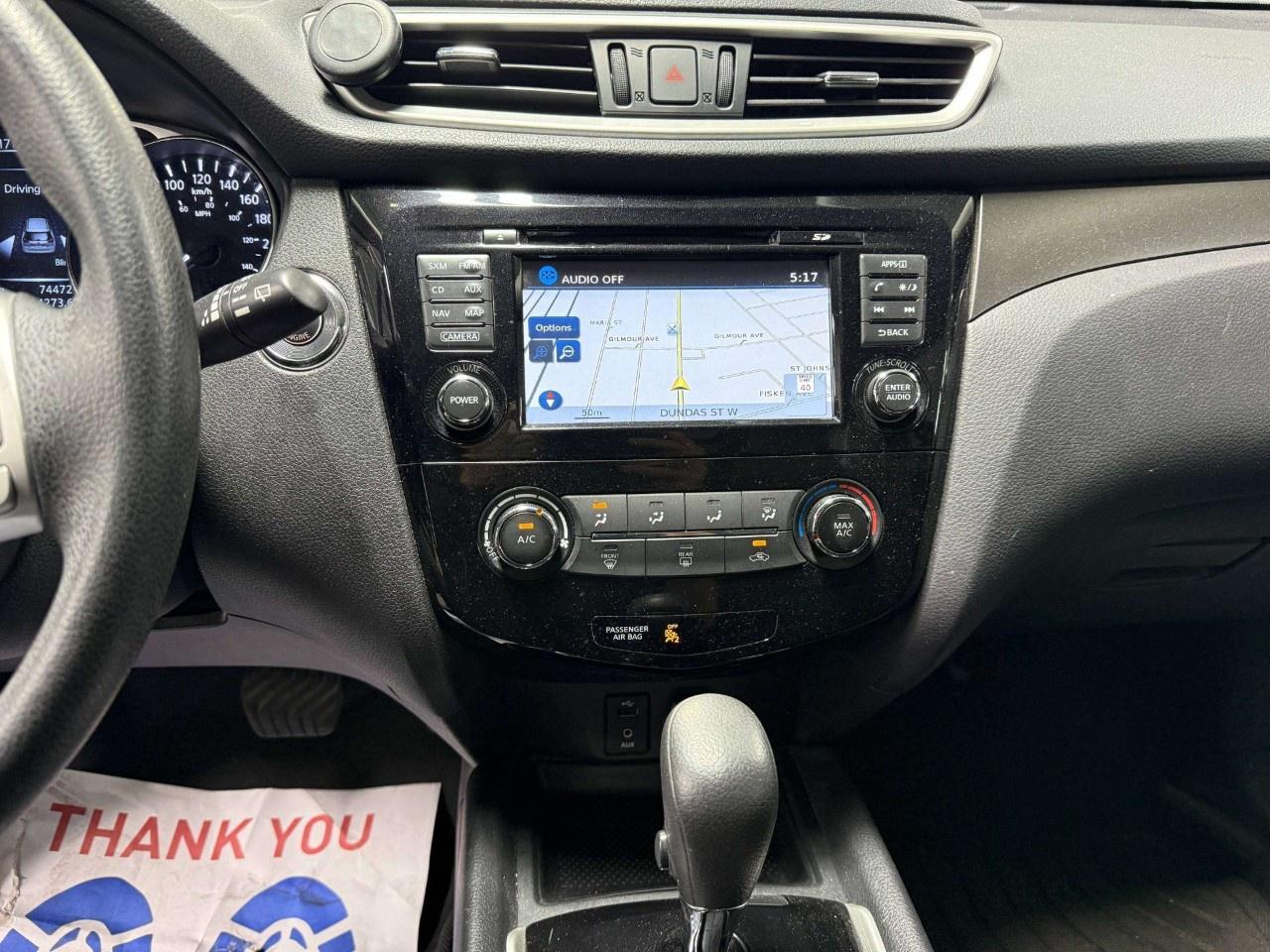 2016 Nissan Rogue AWD 4dr SV Photo
